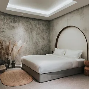 4* Ξενοδοχείο The Cara Boutique